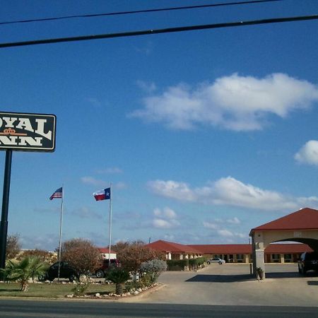 Royal Inn Pearsall מראה חיצוני תמונה